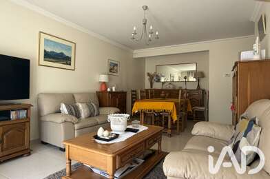 Appartement 4 pièces 241500 €