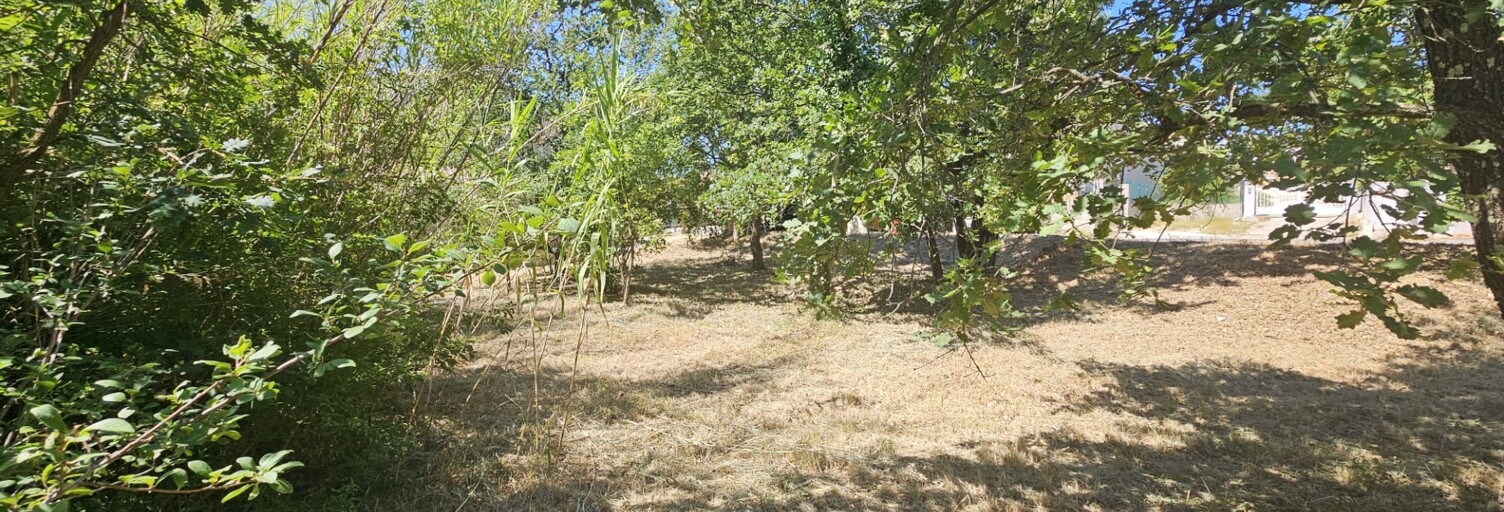 Terrain  572 m² à vendre à Saint-Julien-de-Peyrolas (30760)