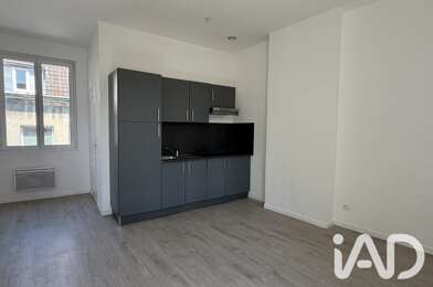 Appartement 3 pièces 735 €