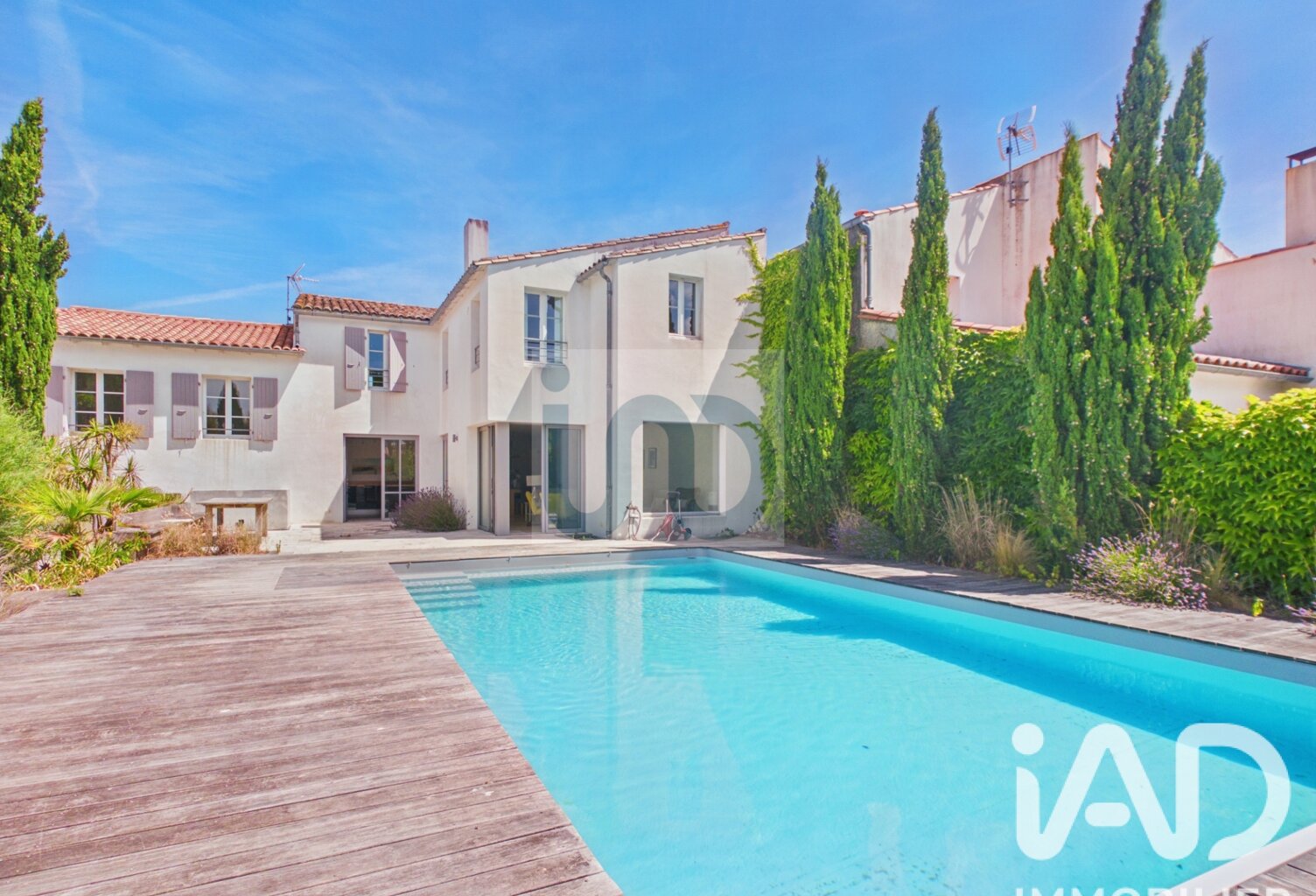 Vente Maison/villa 8 pièces — photo 1