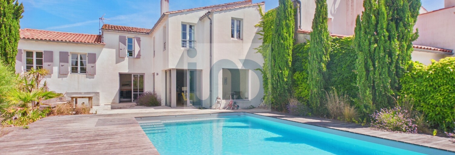 Maison 8 Pièces 206 m² à vendre à La Flotte (17630)