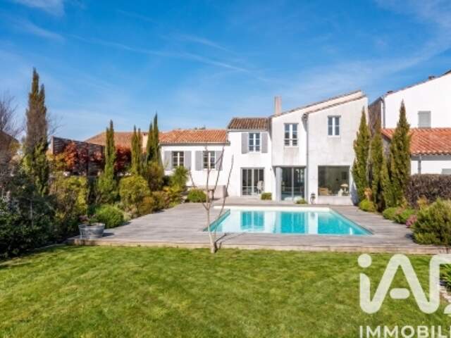 Vente Maison/villa 8 pièces — photo du bien