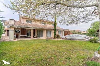 Maison 6 pièces 709920 €