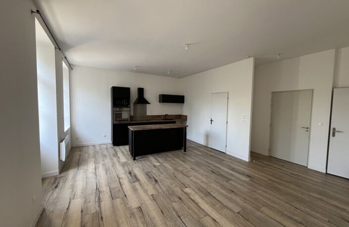 Vente appartement 4 pièces 80 m² Cadillac-sur-Garonne (33410) — photo 2