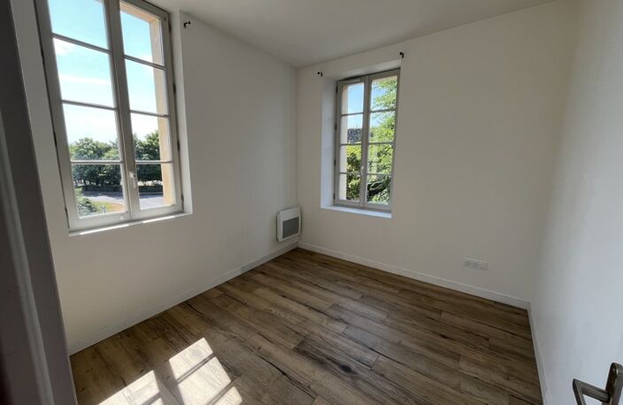 Vente appartement 4 pièces 80 m² Cadillac-sur-Garonne (33410) — photo 3