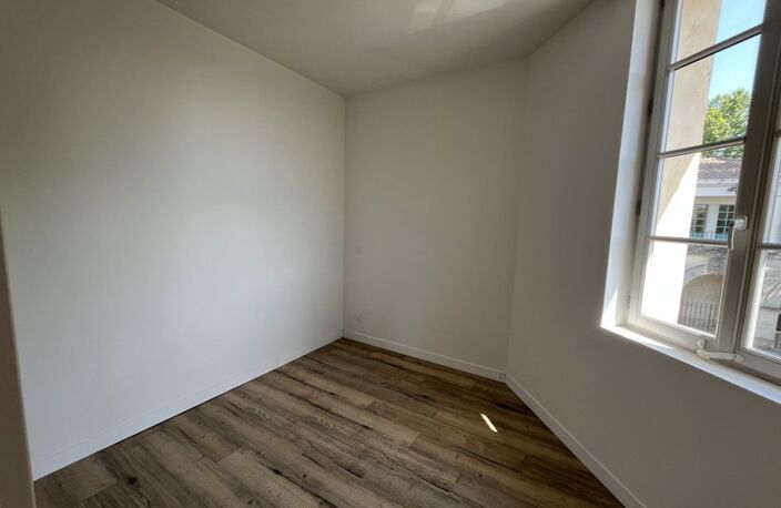 Vente appartement 4 pièces 80 m² Cadillac-sur-Garonne (33410) — photo 5