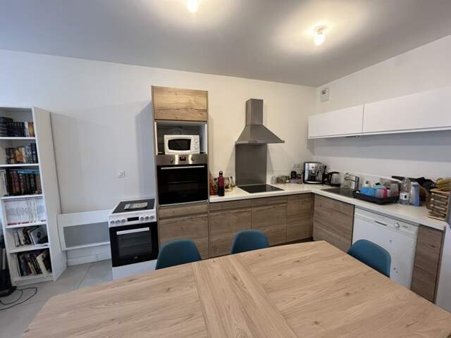 Appartement 4 pièces 84 m² à Cadillac-sur-Garonne — photo du bien