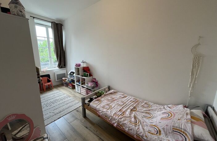 Vente appartement 4 pièces 84 m² Cadillac-sur-Garonne (33410) — photo 4