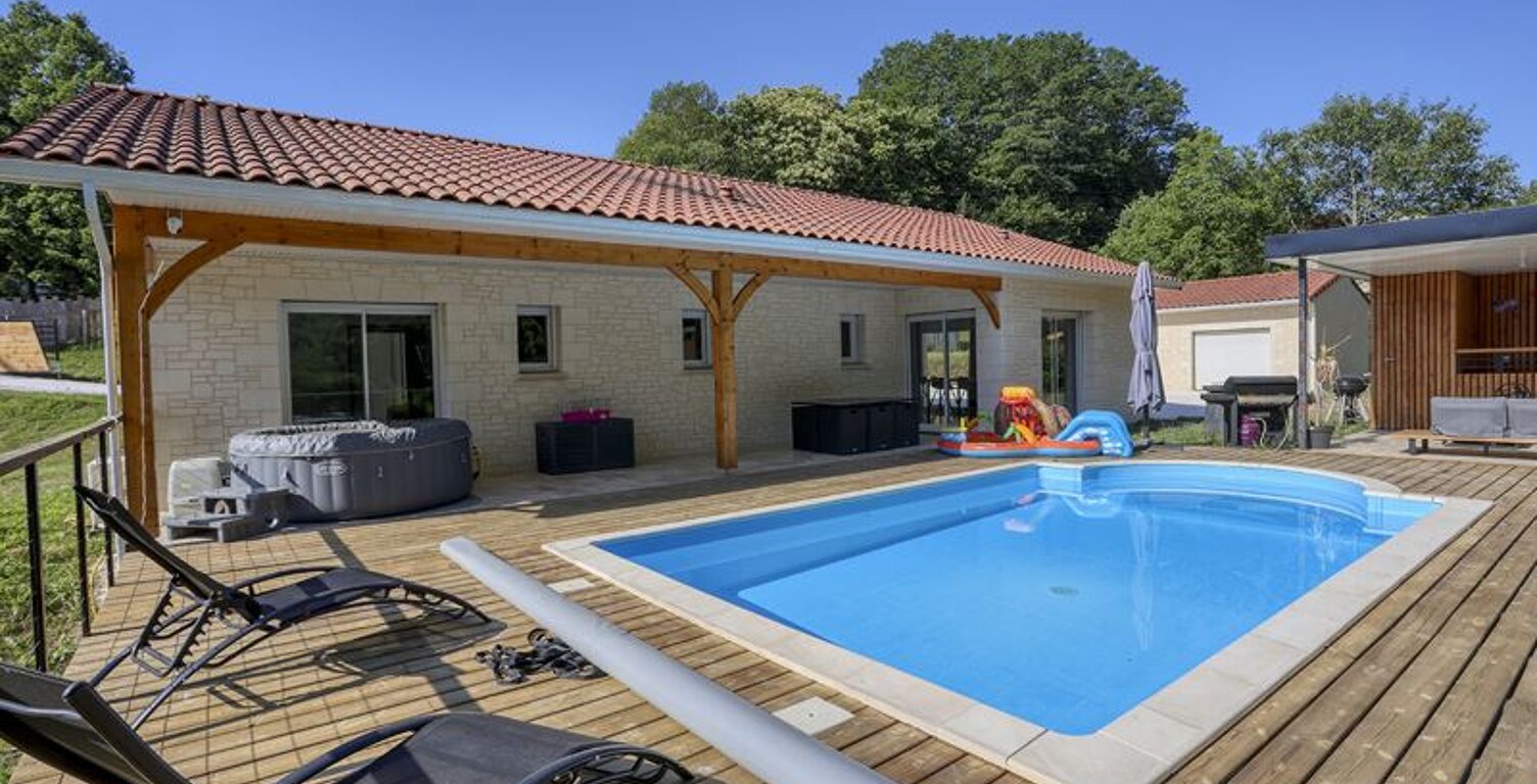 Vente maison 5 pièces 117 m² Sarlat-la-Canéda (24200) — photo 1