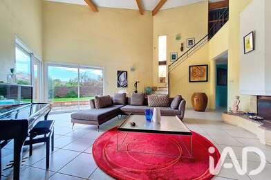Maison 6 pièces 499000 €