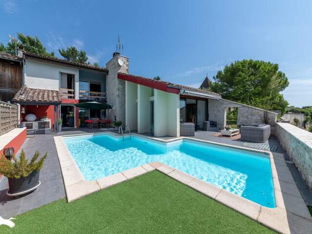 Maison de ville de 4 pièces principales — photo du bien