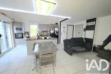 Appartement 3 pièces 245000 €