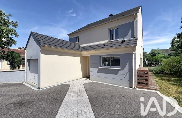 Vente Maison/villa 7 pièces — photo 2