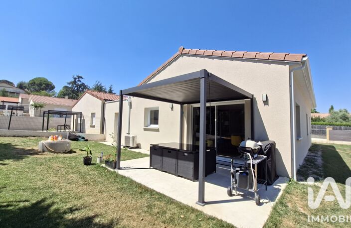 Vente Maison/villa 4 pièces — photo 2