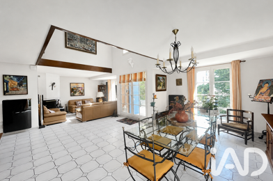 Maison 8 pièces 749000 €