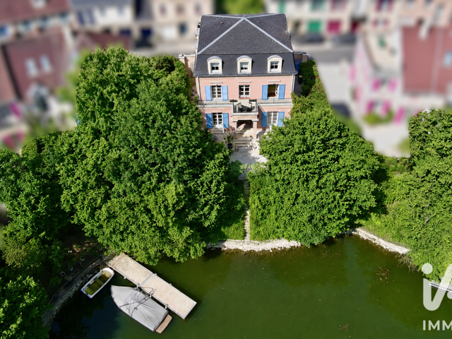 Vente Maison/villa 8 pièces — photo du bien