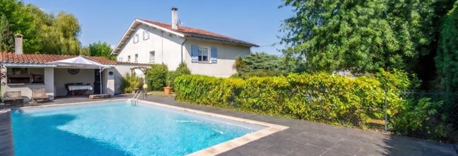 Maison 8 Pièces 172 m² à vendre à Lamarque (33460)