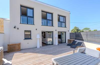 Contemporaine de 6 pièces principales — photo du bien