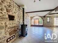 Vente Maison/villa 4 pièces — photo 2