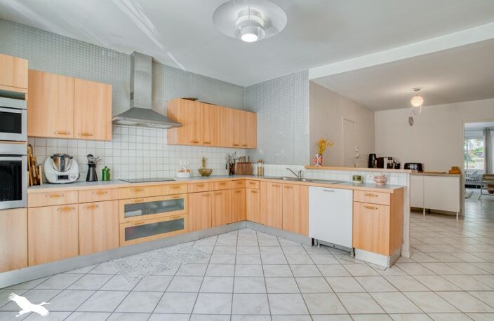 Maison de bourg de 7 pièces principales — photo 3