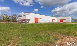 Commerce  2147 m² à vendre à Aizenay (85190)