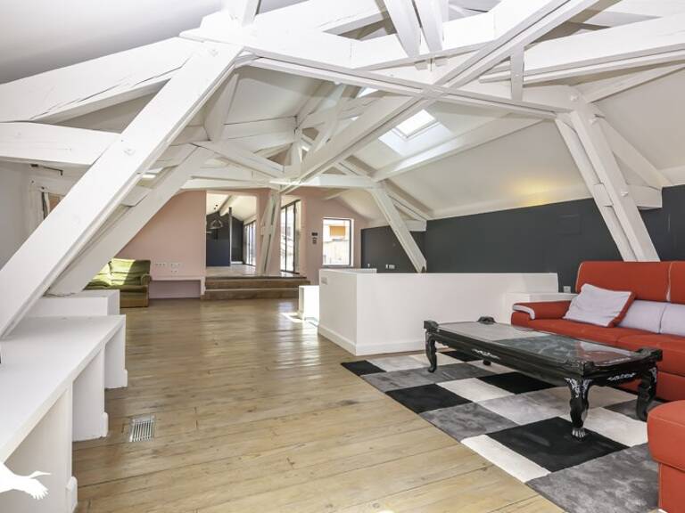 Duplex de 8 pièces principales — photo 1