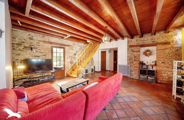 Maison en pierre de 4 pièces principales — photo 2