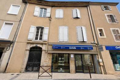 Immeuble  108600 €
