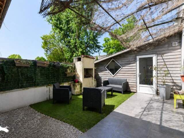 Maison de ville de 8 pièces principales — photo du bien
