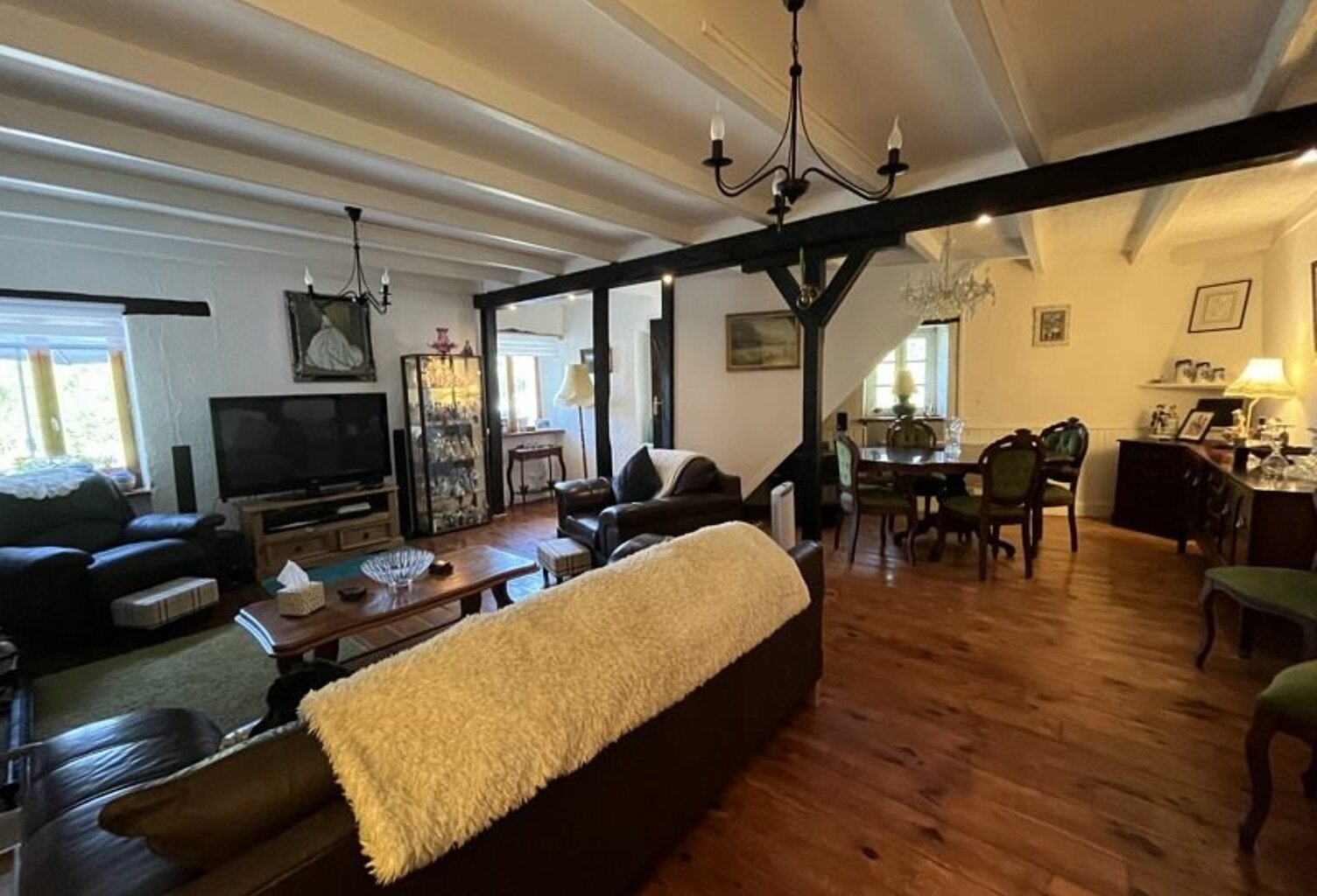 Maison de bourg de 5 pièces principales — photo 1