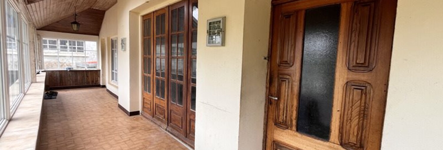 Maison 10 Pièces 187 m² à vendre à Châteaulin (29150)