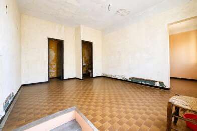 Immeuble  108600 €