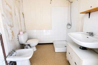 Immeuble  108600 €