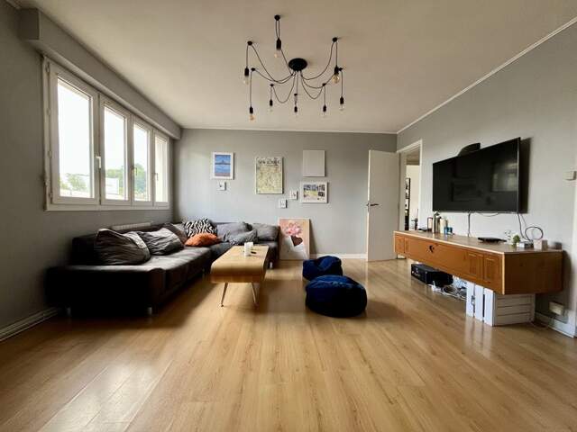 Appartement de 4 pièces principales — photo du bien