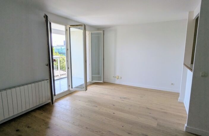 Studio de 1 pièces principales — photo 2