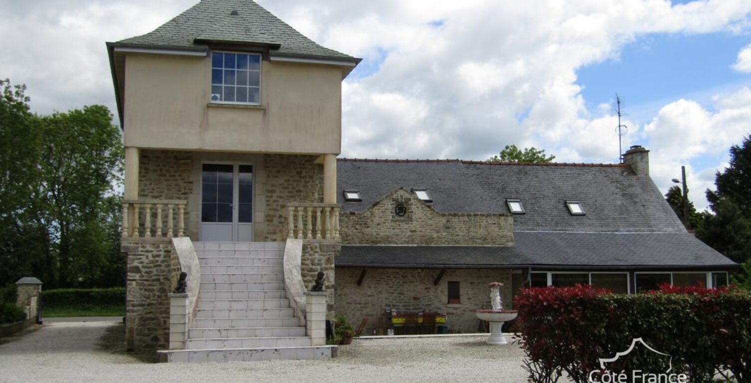 PROPRIETE 295 m2 avec piscine — photo 1
