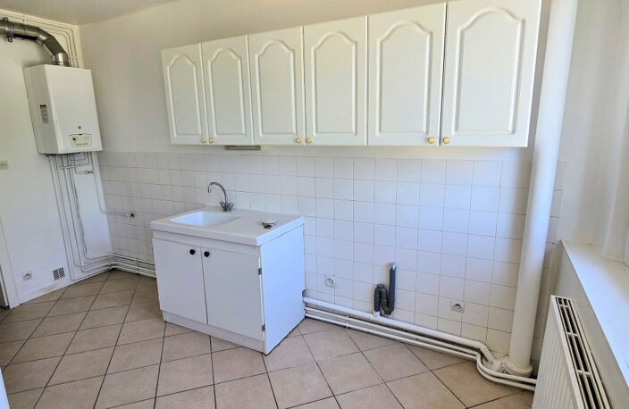 Appartement Gray 3 pièce(s) 61.68 m2 — photo 3