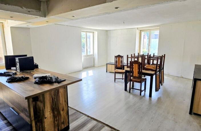 Appartement Arc Les Gray 4 pièce(s) 139 m2 — photo 2