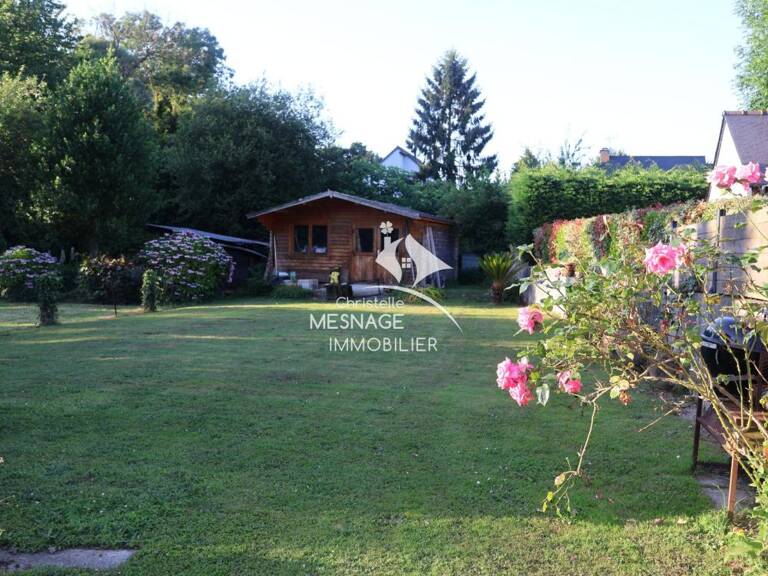 À vendre chez Christelle Mesnage Immobilier - LANGROLAY-SU — photo 1