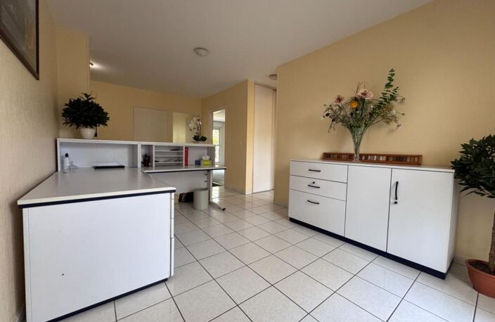 Local/bureau à vendre SAINT CYR SUR LOIRE (37) — photo 3