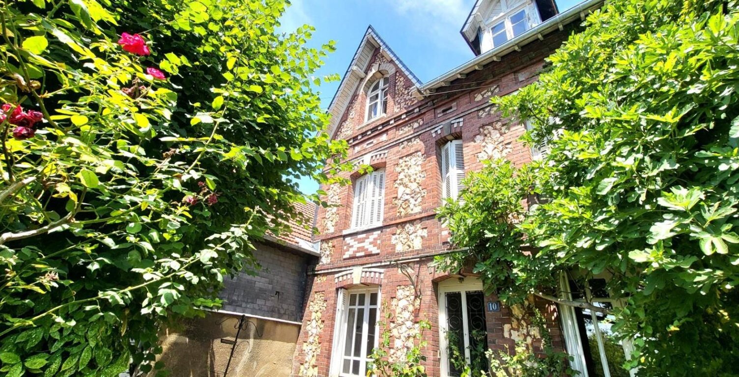 ROUEN Gare : Maison Brique-Silex 138 m² avec 5 CH, Jardin et Terrasse ... Belle Opportunité ! — photo 1