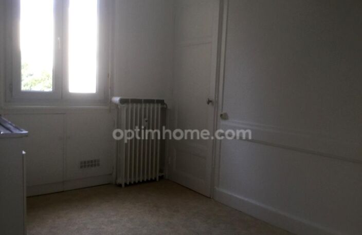 Rue des Teinturiers à St-Etienne, appartement  T2 bis de 62.34 m² — photo 5