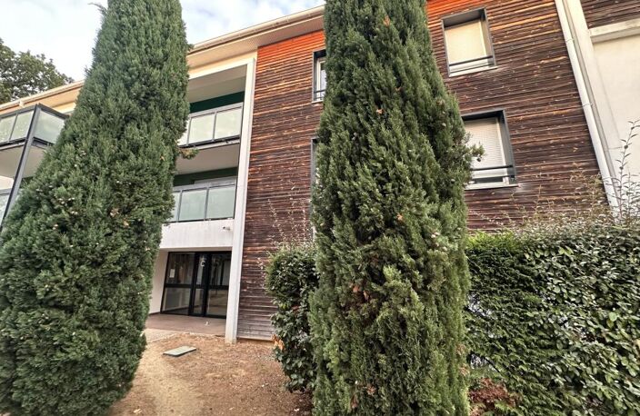 Appartement à vendre à COLOMIERS (31) -  T2 de 43 m² avec loggia, parking et ascenseur — photo 2