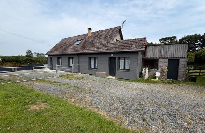 À quelques minutes de Périers – Propriété avec habitation familiale, hangar professionnel et bureaux sur 4 104 m² (50) — photo 3