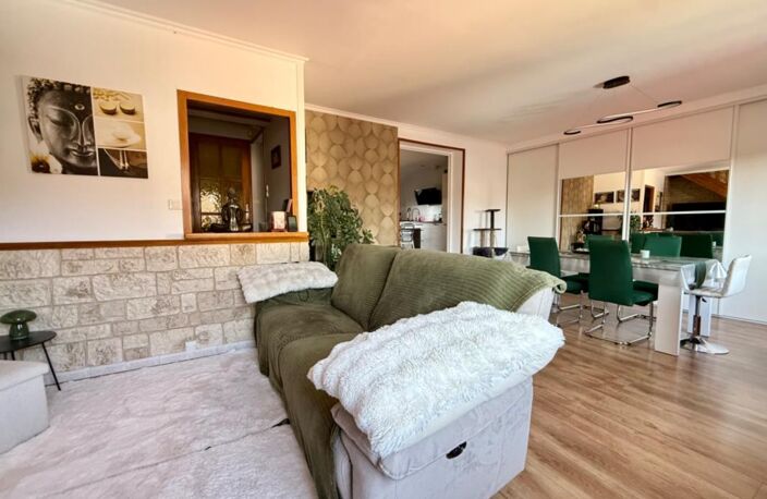 Appartement à vendre 5 pièces LE CHAMBON FEUGEROLLES (42) — photo 3