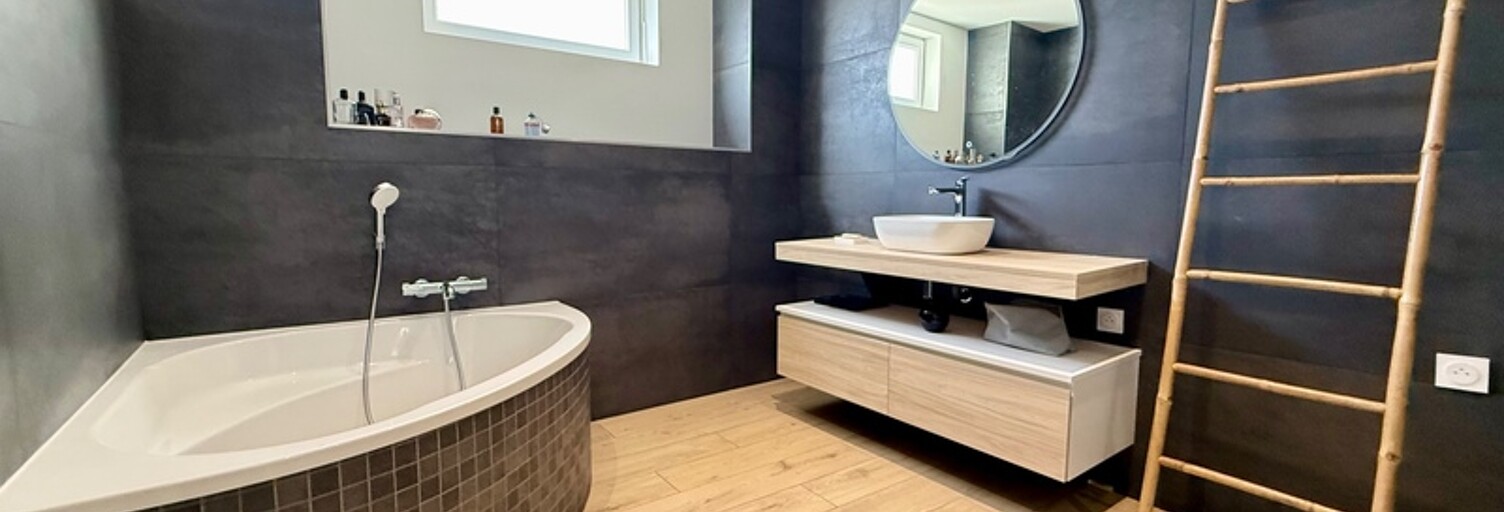 Maison 4 Pièces 109 m² à vendre à Le Chambon-Feugerolles (42500)