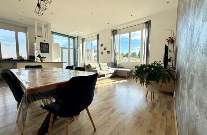 Maison à vendre 4 pièces LE CHAMBON FEUGEROLLES (42) La Cotatay — photo 3