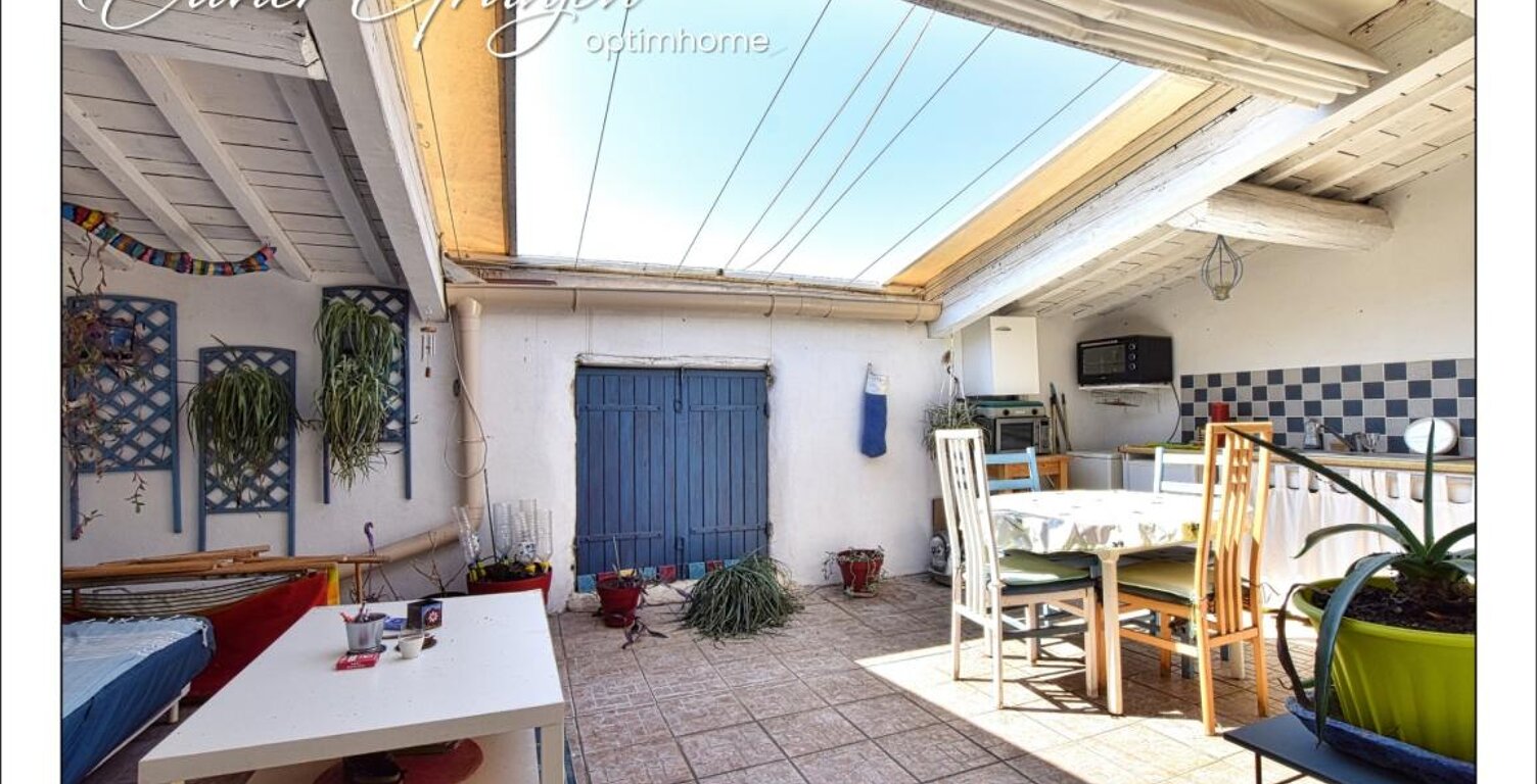 Maison de style languedocien lumineuse avec terrasse au calme — photo 1