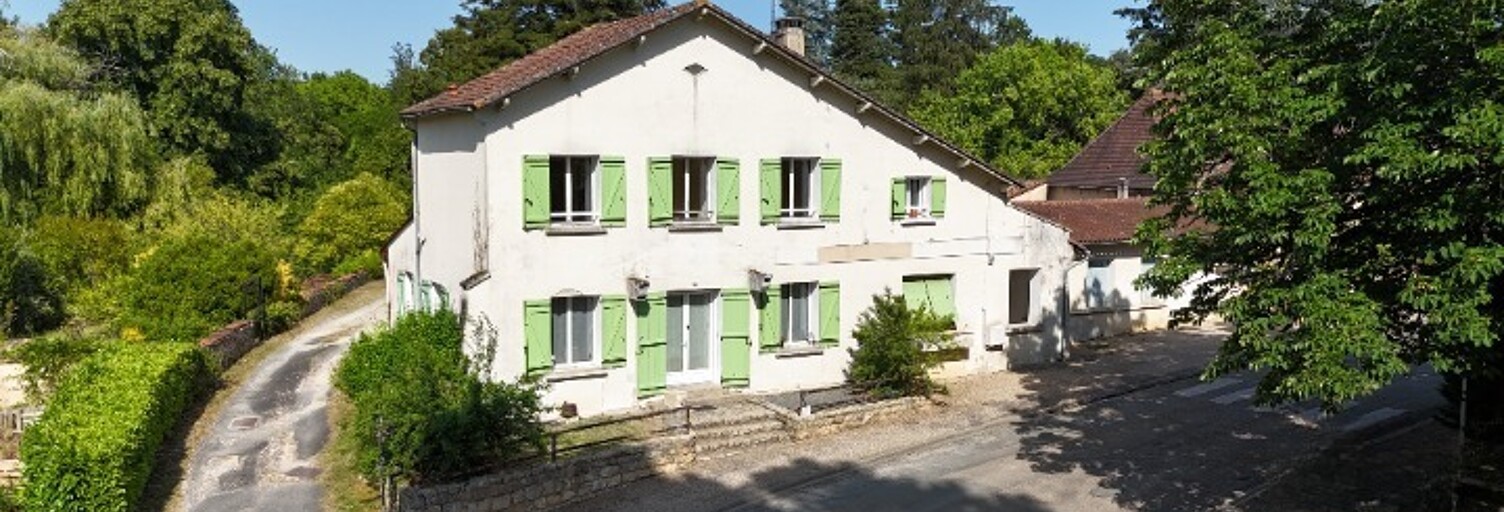 Maison 10 Pièces 167 m² à vendre à Pressignac-Vicq (24150)
