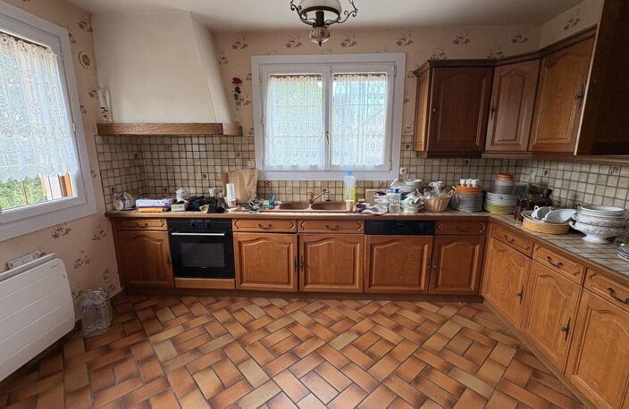 Vente maison 6 pièces 141 m² Crosville-la-Vieille (27110) — photo 2